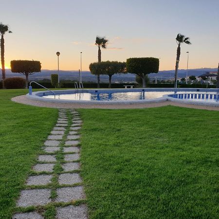 Mediterraneamente Soleado Santa Pola Dış mekan fotoğraf
